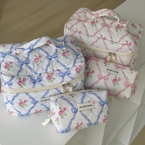 Trousse De Toilette Coton Matelassé Floral Rose Nœud Ruban Organisateur De Voyage Fermeture Éclair Souple Style Rétro Français Femme