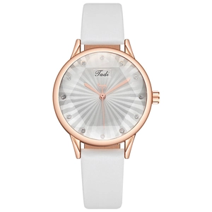 Montre À Quartz Pour Femme Boîtier En Alliage Or Rose Bracelet En Similicuir Cadran Solaire Avec Strass Élégante