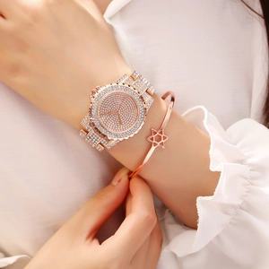 Luxurious rose gold watch and star bracelet set with full crystal pavé for women