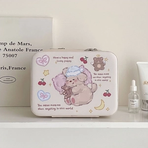 Detail view of large capacity cream bear makeup case with double zipper and cute prints