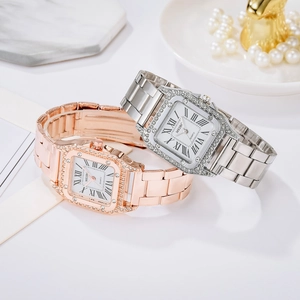 Orologio al quarzo quadrato da donna con lunetta in cristallo e cinturino in acciaio bicolore
