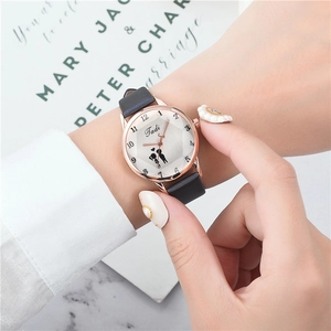 Minimalist quartz watch for women with leather strap and couple silhouette dial