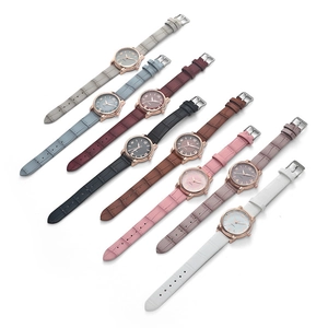 Eight minimalist women's quartz watches with crocodile pattern leather straps and rose gold cases