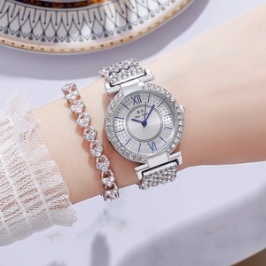Elegante set orologio diamantato argento e bracciale a cuore con numeri romani