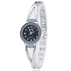 Orologio a bracciale al quarzo argento per donna con quadrante nero e accenti di strass