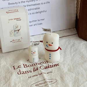 Creative snowman scented candle set with festive gift box for Christmas home decor