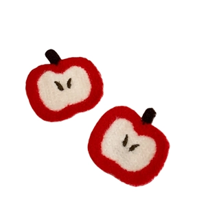 Cute apple shaped hair grippers for fixing bangs and stray hair for girls