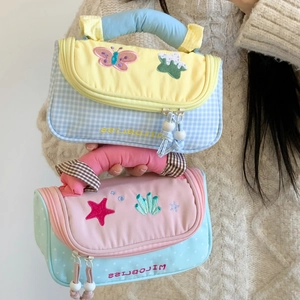Quilted handheld pencil cases with large capacity for students featuring double zippers