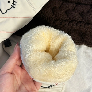 Cute white cat ski gloves with thick fleece lining for winter outdoor warmth and cycling