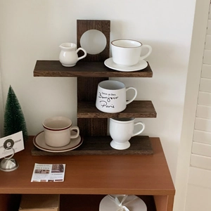 Three-tier vintage solid wood shelf with round hollow design for mug display