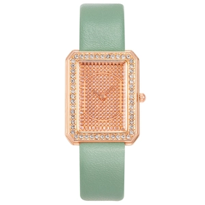 Orologio elegante da donna in oro rosa con lunetta in cristallo e cinturino verde menta