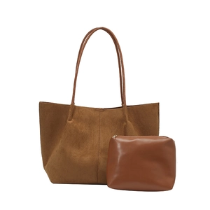 Borsa tote vintage in pelle scamosciata marrone con pochette coordinata da donna