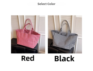 Comparaison détaillée des sacs fourre-tout en toile à carreaux vichy rouges et noirs