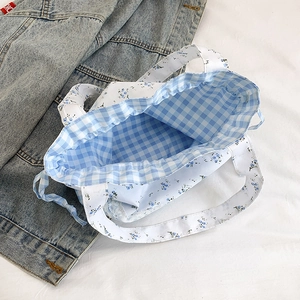 Floral and checkered drawstring tote bag with large capacity and blue white pattern