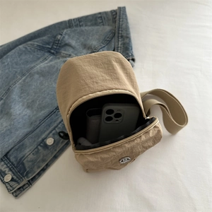 Borsa a tracolla kaki plissettata con smartphone e portafoglio per la capacità quotidiana
