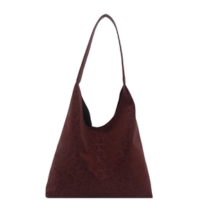 Minimalist burgundy leopard print tote bag with large capacity for women's daily commute