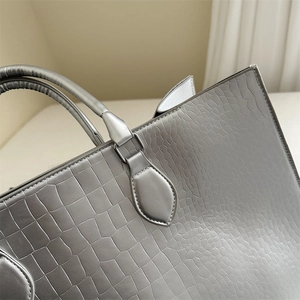 Silver crocodile pattern tote bag with large capacity and elegant round handles