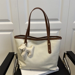 Grand Sac Fourre-Tout Pour Femmes En Cuir PU Avec Coutures Géométriques Couleurs Contrastées Pendentif Chien Commuter