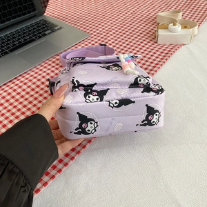 Sac bandoulière Kuromi violet pour femme avec sangle réglable au décor intérieur