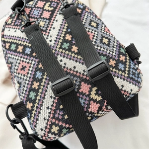 Sac à dos ethnique en toile de grande capacité avec motifs géométriques et sangles réglables