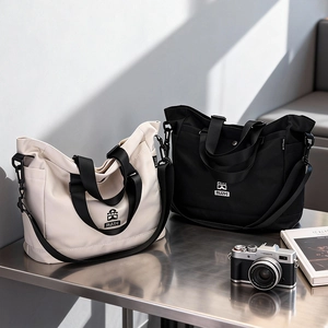 Borsa Tote In Nylon Grande Capacità Leggera Tasche Multiple Borsa A Spalla Tracolla Donna Scuola Pendolare Casual Versatile