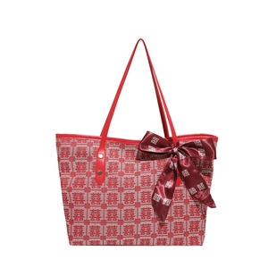 Sac fourre-tout de mariage rouge et blanc avec motif Double Bonheur et ruban en soie chic
