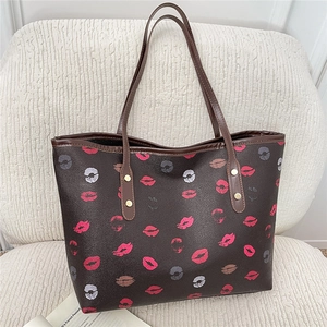 Large Capacity Tote Bag Women PU Leather Lips Print Fashion Handbag Commuter Shoulder Bag Every Day Casual