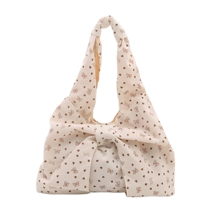 Cord-Schultertasche mit Blumen-Schleifen-Print und Sweet Candy Logo in Cremeweiß