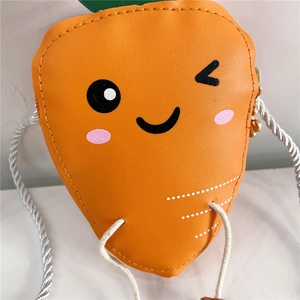 Petit sac bandoulière carotte mignon pour filles en cuir PU orange avec visage souriant