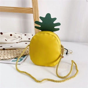 Petit sac bandoulière enfant en forme d'ananas jaune vif avec détails feuilles