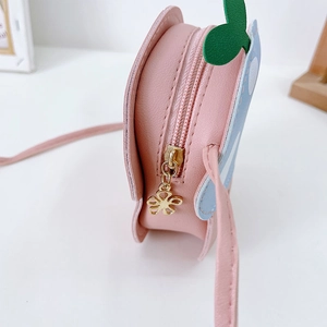 Sac à bandoulière mignon en forme de fraise pour enfants avec fermeture éclair fleurie