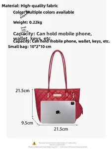 Specifiche delle dimensioni per borsa trapuntata rossa con mini borsellino tondo