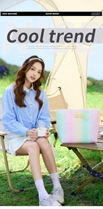 Gros plan du sac cabas dégradé matelassé en V avec détails du logo LUCKFORYOU en métal