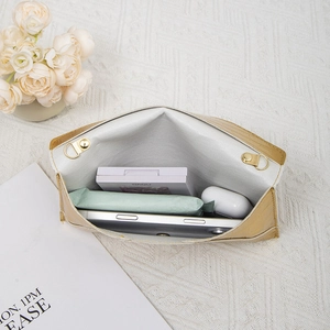 Classic gold crocodile pattern envelope clutch bag with large capacity and metal D-rings