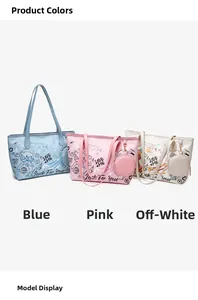 Trois sacs cabas à graffitis colorés en bleu, rose et beige avec breloques d'ours