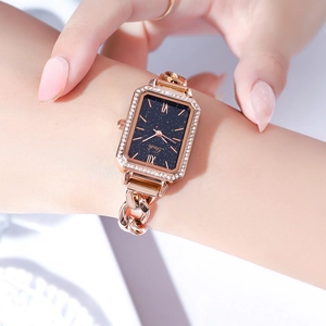 Orologio Gedi donna in oro rosa con lunetta di strass e quadrante nero stellato