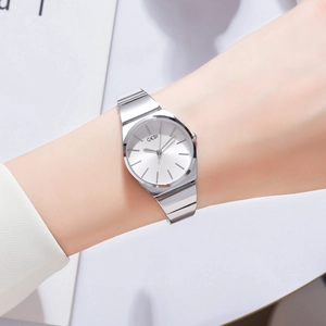 Minimalist silver stainless steel quartz watch for women with sleek bamboo link strap design