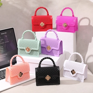 Sac Bandoulière Mini Jelly Femmes PVC Texture Künstliche Perle Serrure Fleur Dorée Bandoulière Chaîne Poignée Torsadée Mode Loisirs
