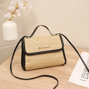 Women Straw Woven Handbag Casual Crossbody Square Bag With PU Leather Trim And Metal Logo For Vacation Summer