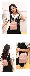 Mini zaino in pelle PU rosa mostrato davanti, dietro e a mano per diverse opzioni di trasporto