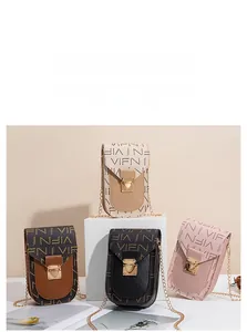 Sacs pour téléphone à motifs classiques avec chaînes dorées en quatre couleurs élégantes