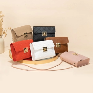 Women Quilted Crossbody Bag PU Leather Small Square Shoulder Bag With Gold Twist Lock Flap For Daily Use Fashionable Elegant