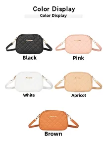 Détail des couleurs des sacs bandoulière matelassés en noir, rose, blanc, beige et brun
