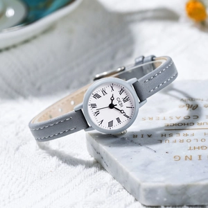 Orologio al quarzo retrò da donna con cinturino in pelle grigia e quadrante bianco con numeri romani
