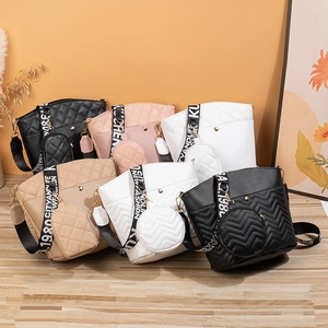 Women Quilted PU Leather Bucket Bag Shoulder Bag With Small Pouch Wide Letter Strap Casual Crossbody Handbag