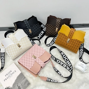 Sac Seau Pour Femme En Cuir PU Avec Motif Géométrique Et Large Bandoulière Lettre Sac Bandoulière Mode