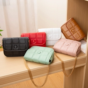 Borsa A Tracolla In Pelle PU Trapuntata Catena Dorata Spalla Quadrata Messenger Per Donne Elegante Moda