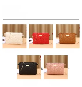 Detailed comparison of quilted crossbody bags in five colors with gold chain straps