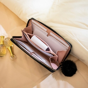 Portefeuille long pour femme avec broderie florale, doublure rose et pompon