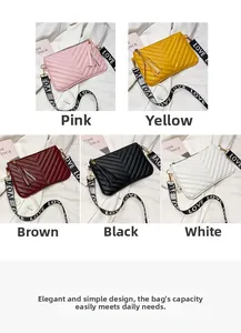 Borsa a tracolla trapuntata con cuciture a V e tracolla LOVE in cinque colori